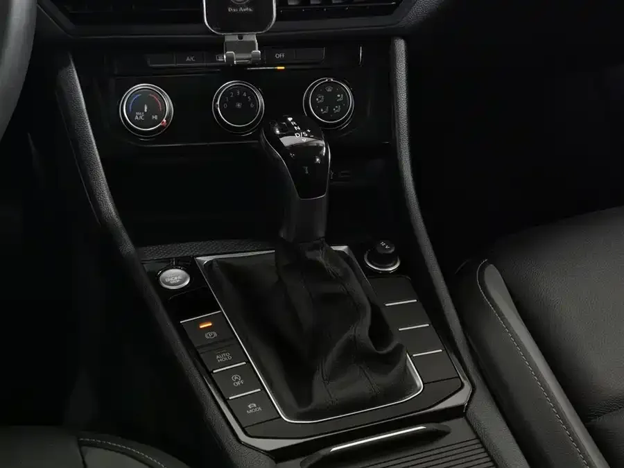 Volkswagen Sagitar 2022 Sagitar 280TSI DSG Beyond Edition 2022 — миниатюра 4