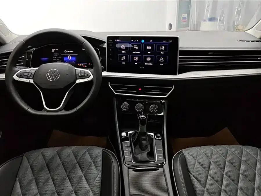Volkswagen Sagitar 2023 Sagitar 300TSI DSG Beyond Edition 2023 — миниатюра 5