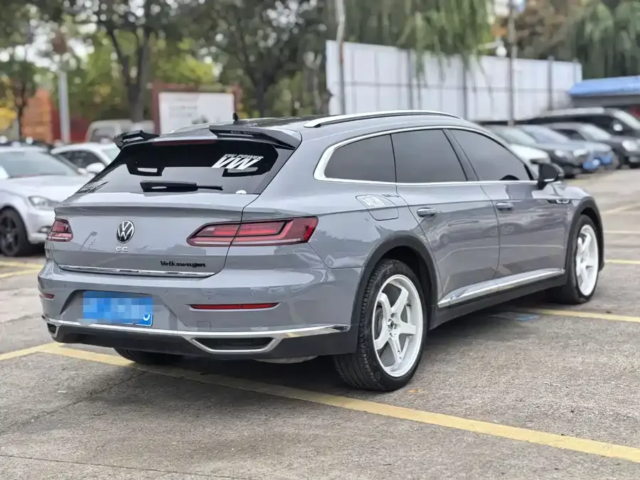 Volkswagen FAW- CC FAW-Volkswagen CC 2021 Shooting Brake 380TSI Hunting Heart Edition 2022 — миниатюра 3