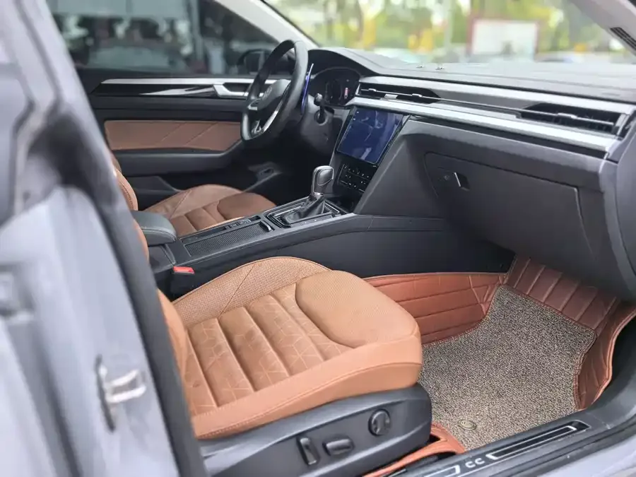 Volkswagen FAW- CC FAW-Volkswagen CC 2021 Shooting Brake 380TSI Hunting Heart Edition 2022 — миниатюра 5