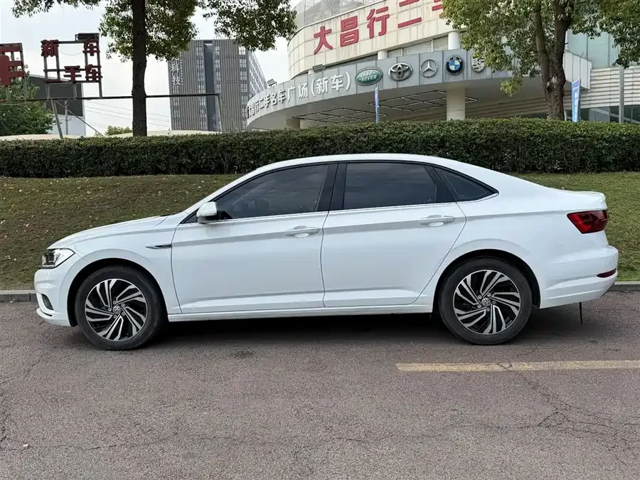 Volkswagen Sagitar 2022 Sagitar 280TSI DSG Beyond Edition 2022 — миниатюра 3