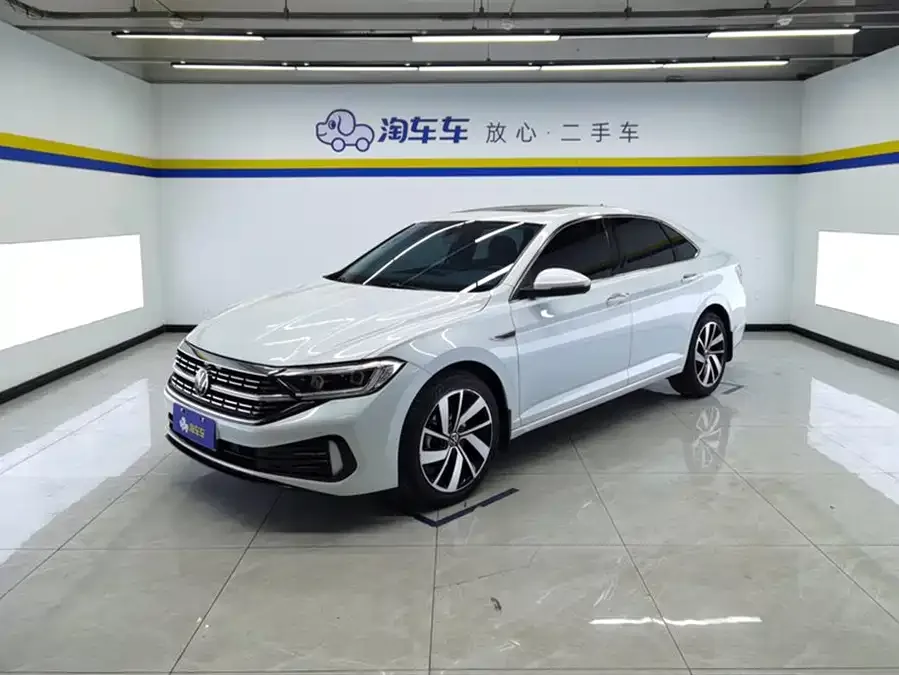 Volkswagen Sagitar 2023 Sagitar 300TSI DSG Excellence Edition 2023 — фото 1, купить с доставкой в Москву