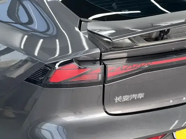 Changan UNI-V Changan UNI-V 2023 1.5T Premium Edition 2023 — миниатюра 5