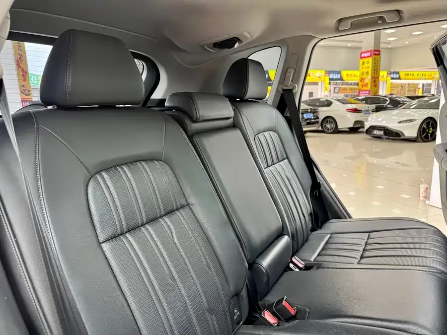 Honda Breeze Haoying 2023 240TURBO 2WD Luxury Edition 5 Seaters 2023 — миниатюра 5