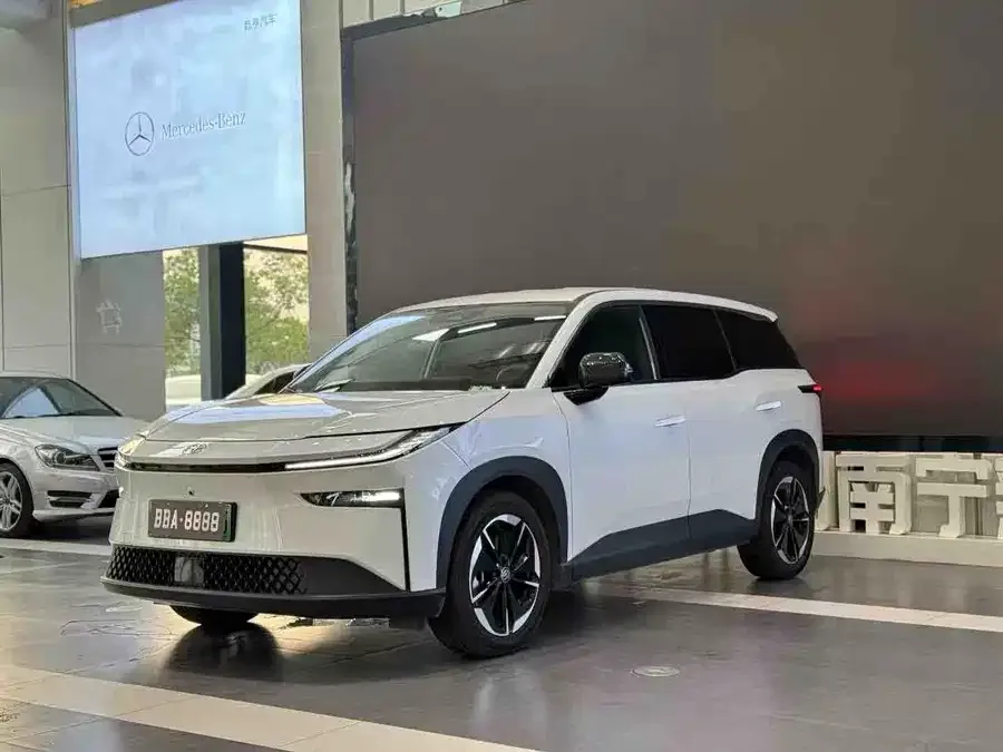 Toyota BZ3X Bozhi 3X 2025 430 Air+ 2025 — фото 1, купить с доставкой в Москву