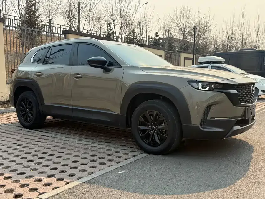 Mazda CX-50 Mazda CX-50 also available for 2023 2.0L Leading Edition 2023 — миниатюра 3