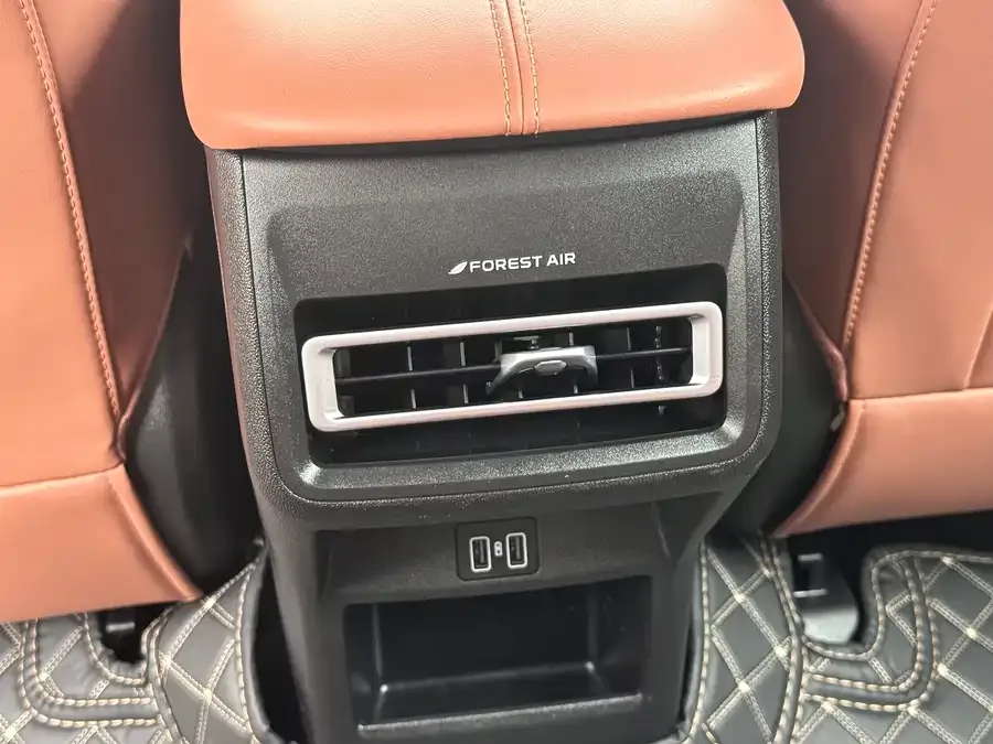 Changan UNI-Z Changan UNI-Z 2025 1.5T Premium Edition 2024 — миниатюра 4