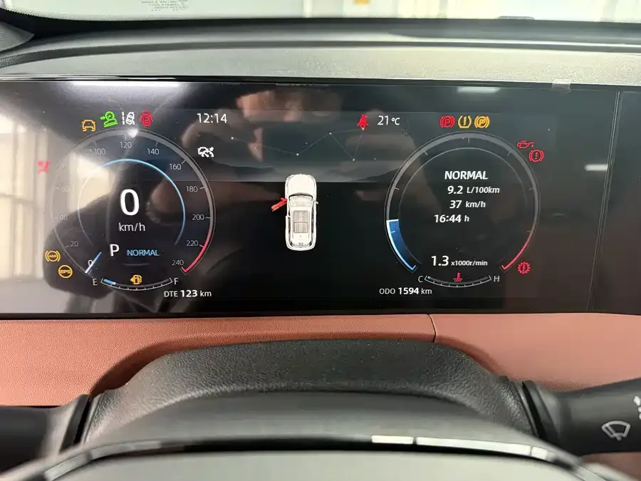 Changan CS75PLUS Changan CS75PLUS 2024 Third Generation Champion Edition 1.5T Smart Driving and Navigation Edition 2025 — миниатюра 4