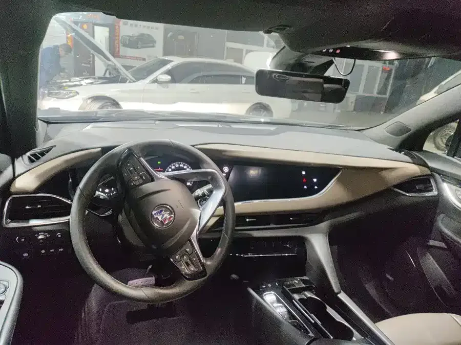 Buick Envision 2022 Angkeqi 652T 4WD flagship model 7 seats 2022 — миниатюра 2