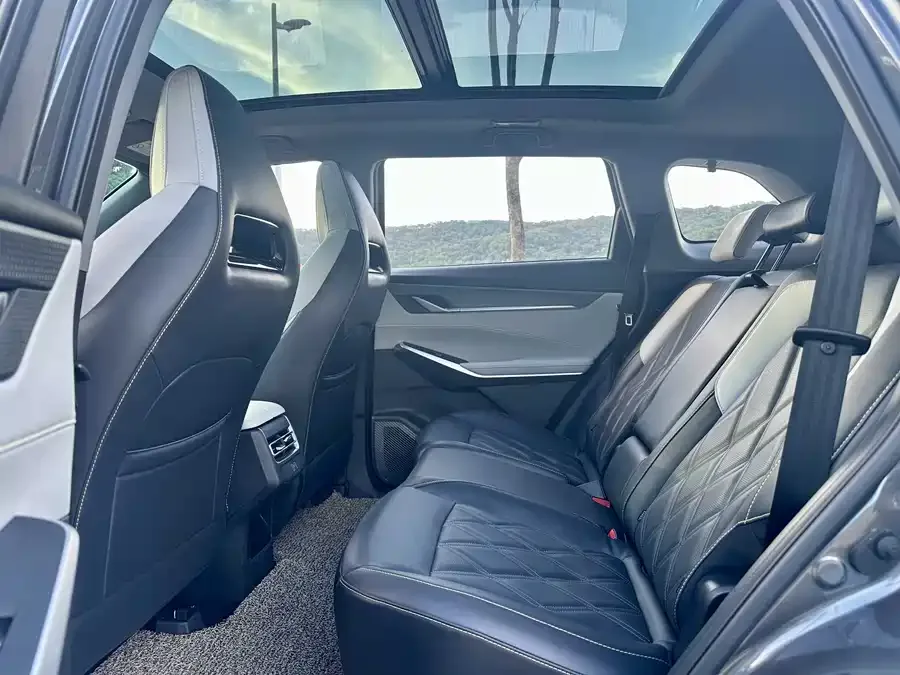 Changan CS75PLUS Changan CS75PLUS 2023 third-generation 1.5T automatic premium model 2023 — миниатюра 2