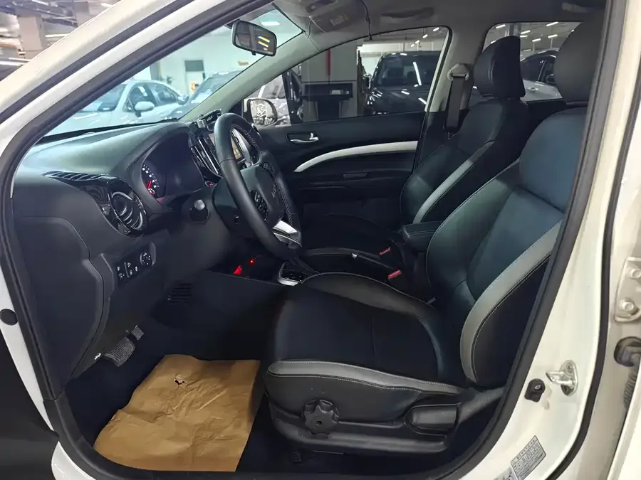 Kia KX1 Yipao 2021 1.4L automatic fun version 2023 — миниатюра 2