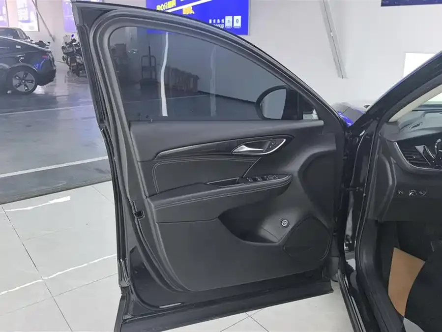 Buick Envision S Envision S 2023 Envision S 552T 2WD Luxury 2024 — миниатюра 4