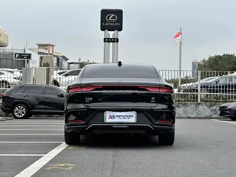 BYD Second-hand Han 2025 DM-i Intelligent Driving Edition 125KM Elite Edition 2025 — миниатюра 2