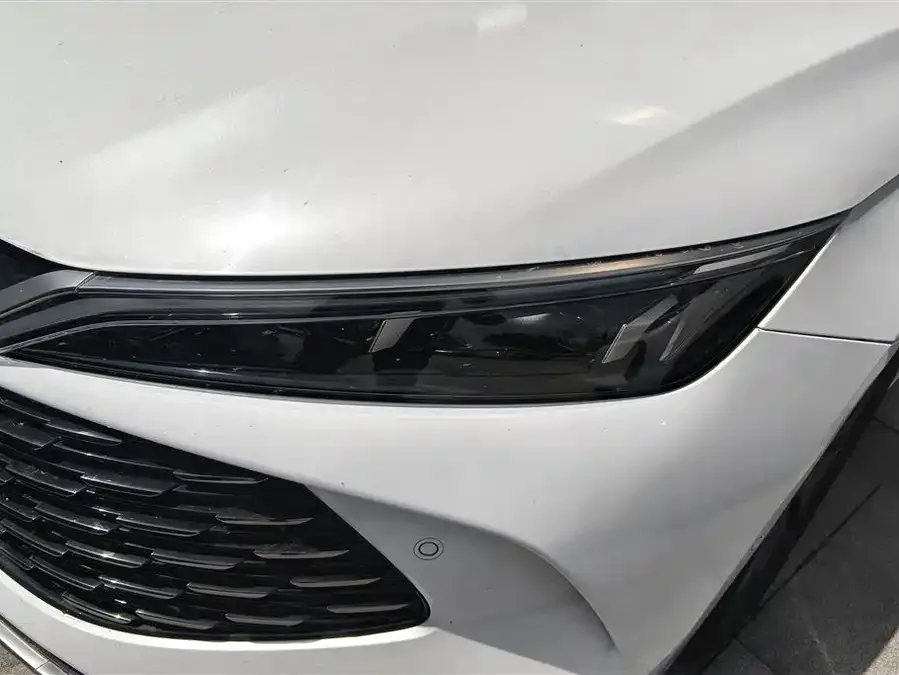 BYD Qin L Qin L 2025 DM-i Intelligent Driving Edition 80KM Leading Edition 2025 — миниатюра 2