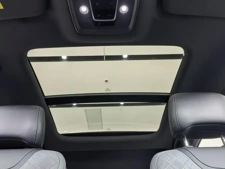 BYD Qin L Qin L 2025 DM-i Intelligent Driving Edition 120KM Excellence Edition 2025 — миниатюра 3