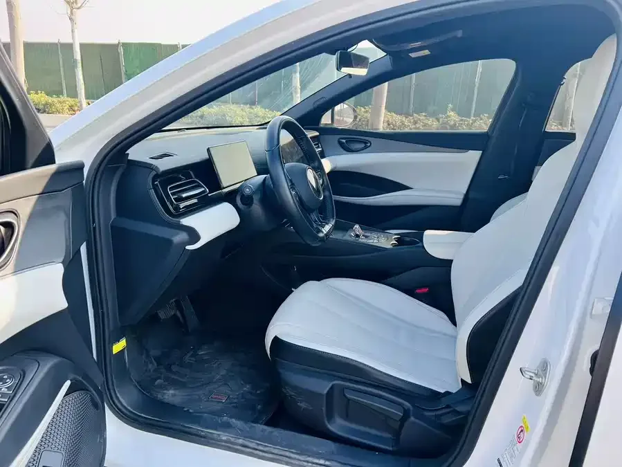 BYD Seal 06 Seal 06 2024 DM-i 80KM Luxury 2024 — миниатюра 2