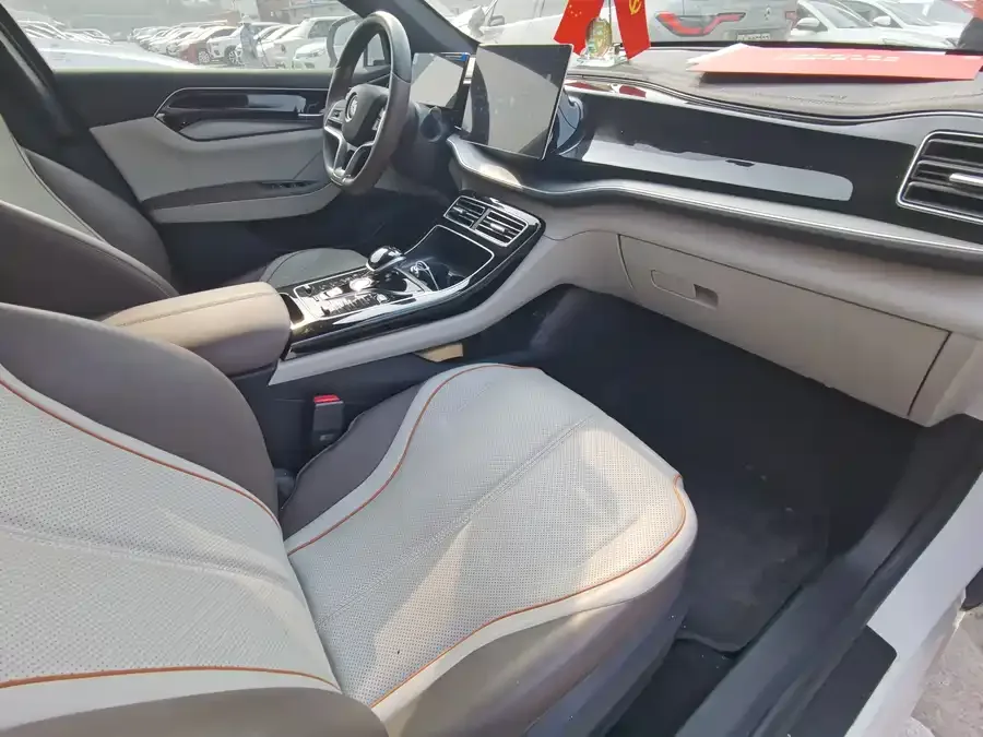 BYD Qin PLUS Qin PLUS 2024 Honor Edition EV 510KM Leading Edition 2024 — миниатюра 3