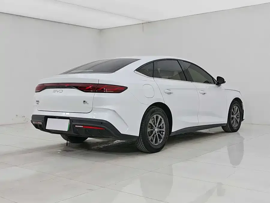 BYD Qin L Qin L 2024 DM-i 80KM Leading Edition 2025 — миниатюра 2