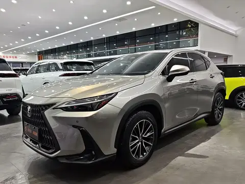 Lexus NX 2022 купить в Москве