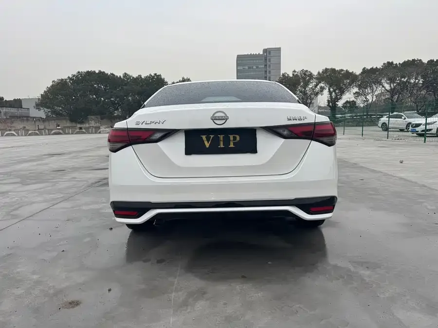 Nissan Sylphy Sylphy 2023 1.6L CVT Enjoy Edition 2023 — миниатюра 3