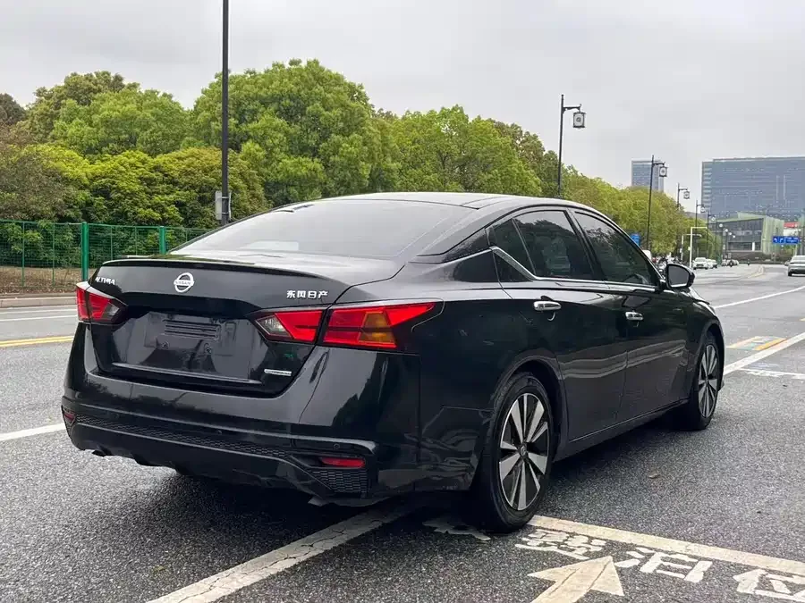 Nissan Altima Teana 2021 2.0L XL Comfort Edition 2022 — миниатюра 3