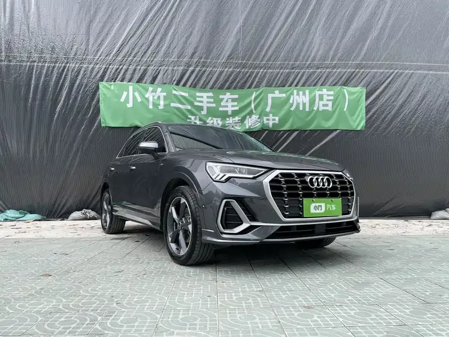 Audi Q3 2022 35 TFSI Fashionable and Dynamic 2023 — миниатюра 3