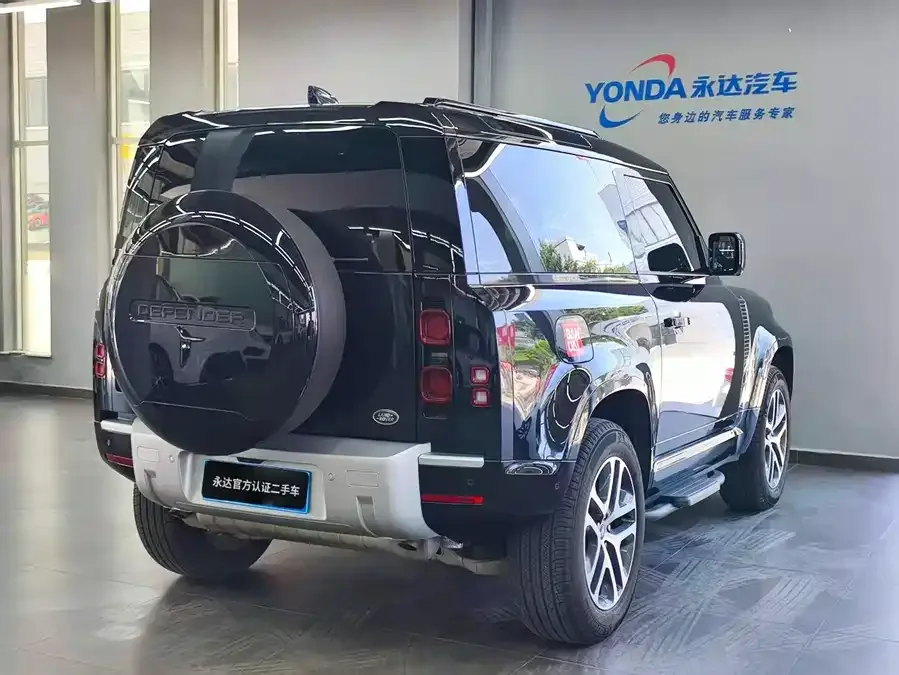 Land Rover guard Land Rover Defender 2023 90 3.0T P400 XS 2023 — миниатюра 2