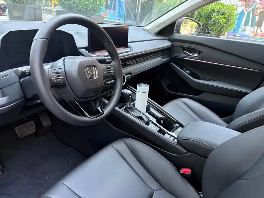 Honda Accord Accord 2025 260TURBO Comfort Edition 2026 — миниатюра 3