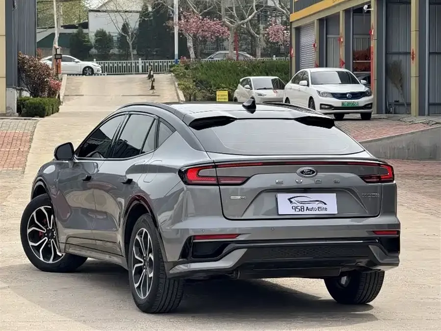 Ford EVOS EVOS 2022 EcoBoost 245 Sports Edition 2022 — миниатюра 4
