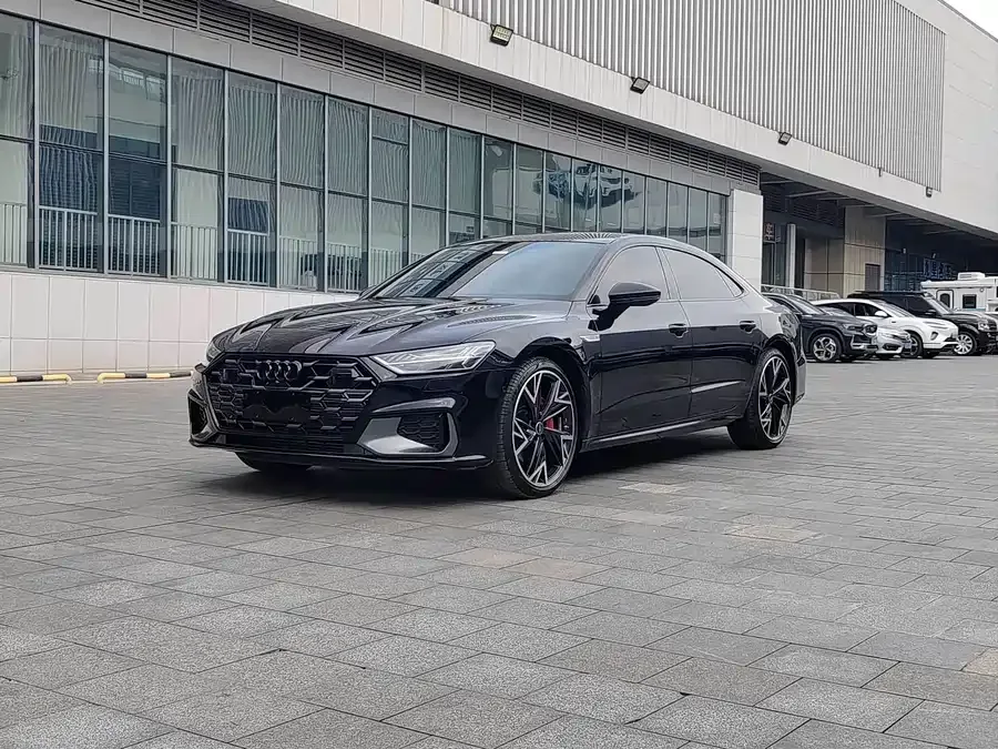 Audi A7L 2025 45 TFSI Luxury Edition 2025 — фото 1, купить с доставкой в Москву
