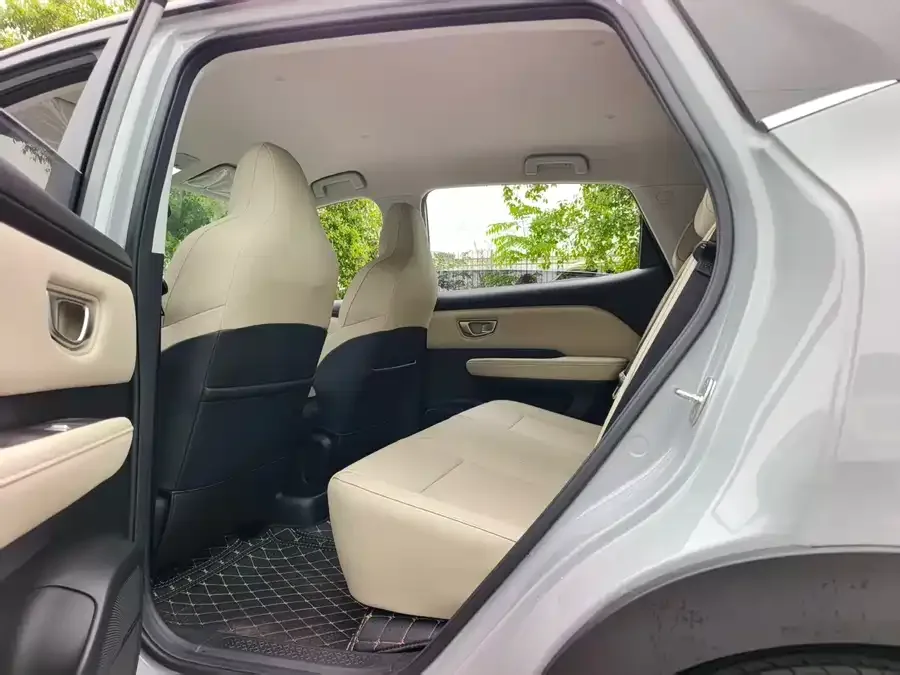 Wuling Bingo PLUS Wuling Bingo PLUS 2024 401km Flagship Edition Four-seater Edition 2024 — миниатюра 2