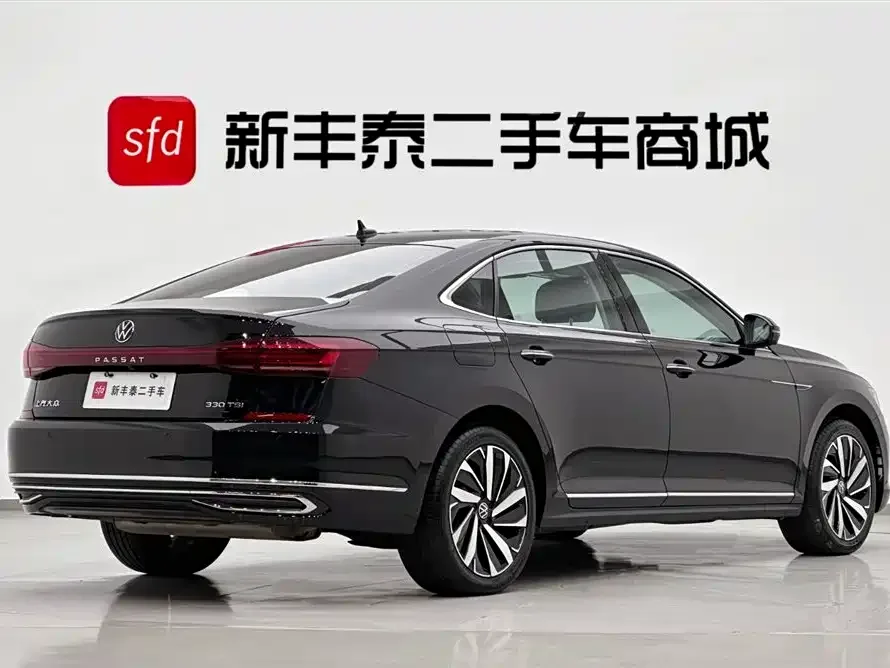 Volkswagen Passat Passat 2023 facelift 330TSI luxury version 2023 — миниатюра 4