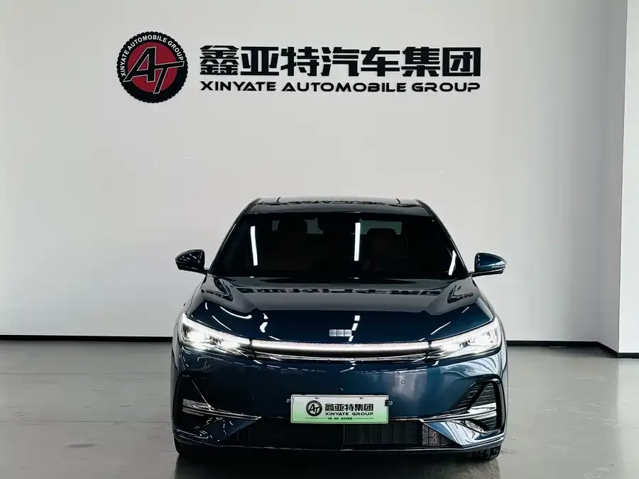 Geely Galaxy A7 Galaxy A7 2025 EM-i 150km Starship Edition 2025 — миниатюра 3