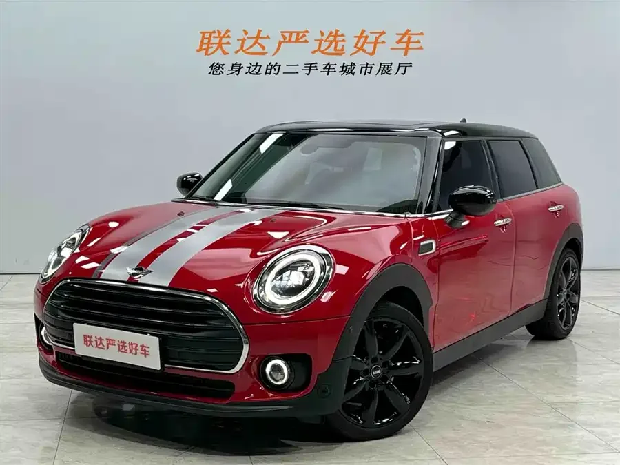 MINI CLUBMAN MINI CLUBMAN 2022 1.5T COOPER Connoisseur 2022 — фото 1, купить с доставкой в Москву