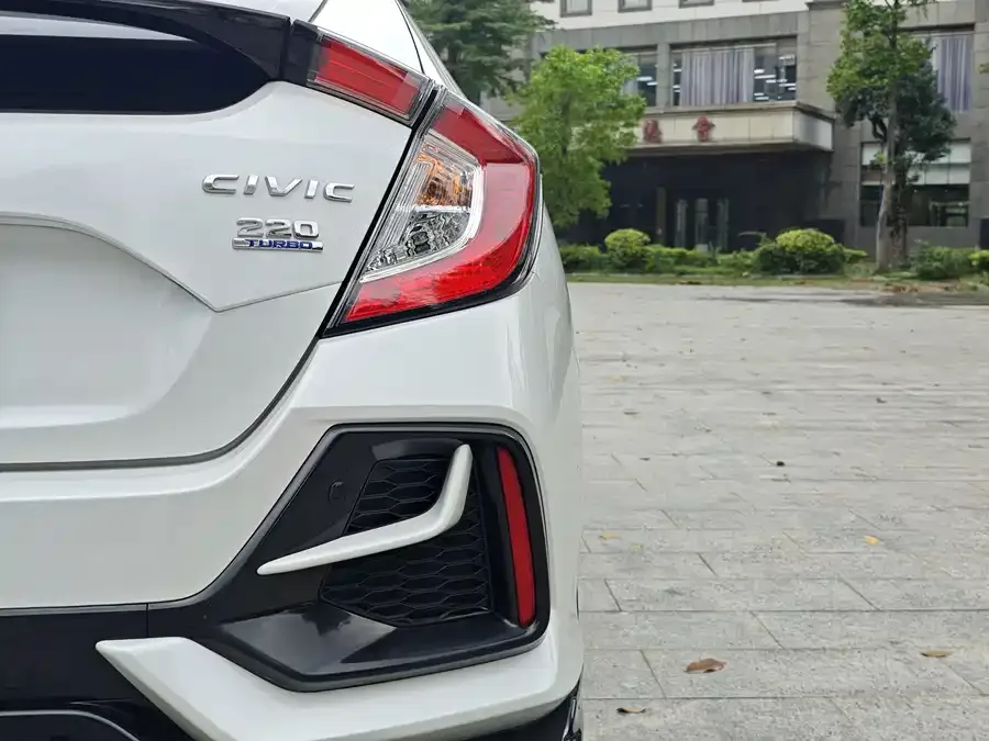 Honda Civic Civic 2021 HATCHBACK 220TURBO CVT New Control 2022 — миниатюра 3