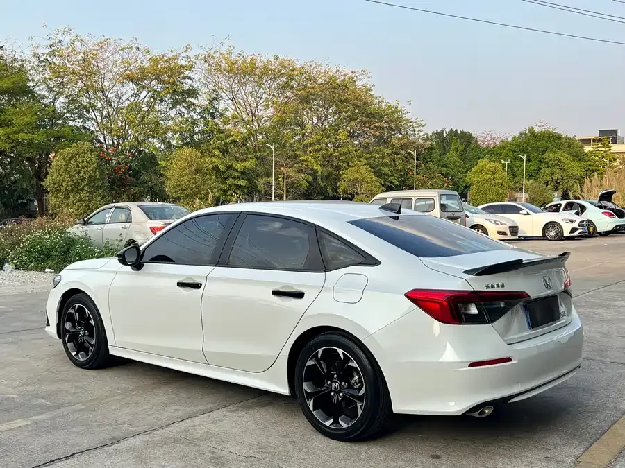 Honda Civic 2022 Civic 240TURBO CVT Ignition Edition 2022 — миниатюра 3