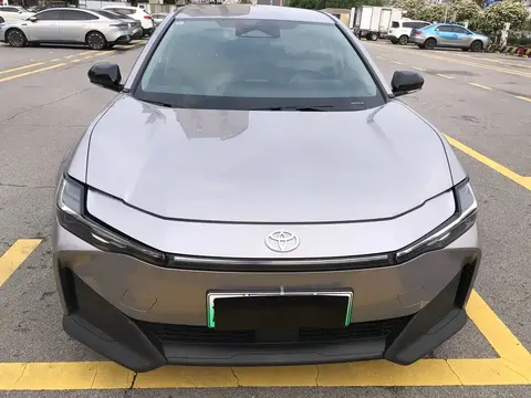 Toyota bZ 2023 Moskvada sotib oling