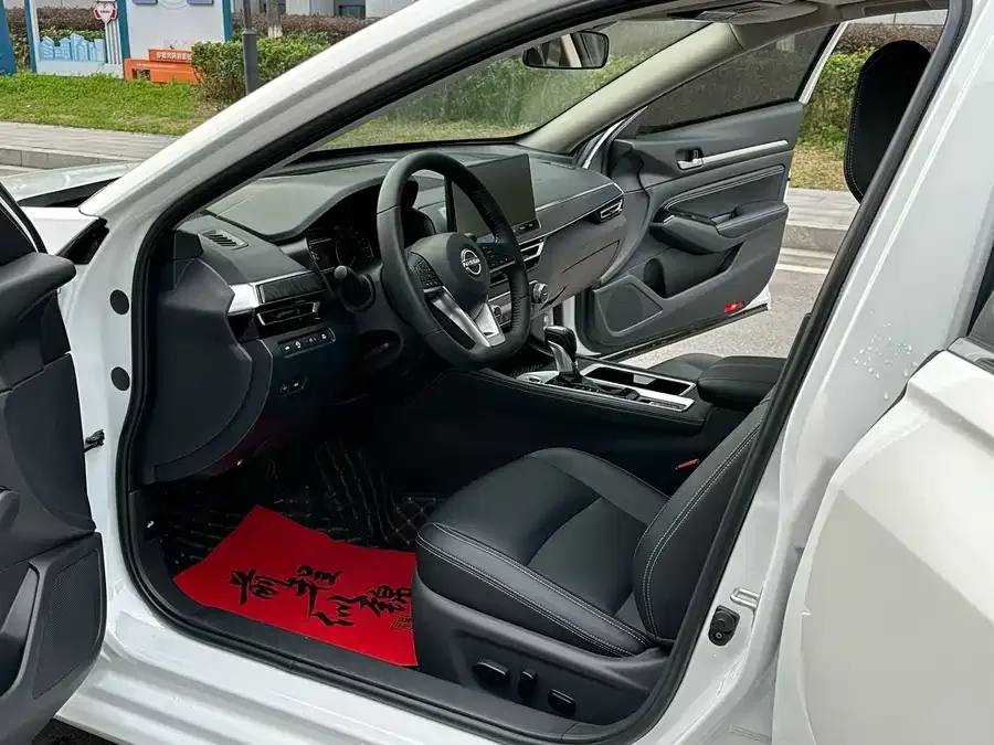 Nissan Altima 2025 Teana 2.0L XL-TLS Enjoy Edition 2025 — миниатюра 2