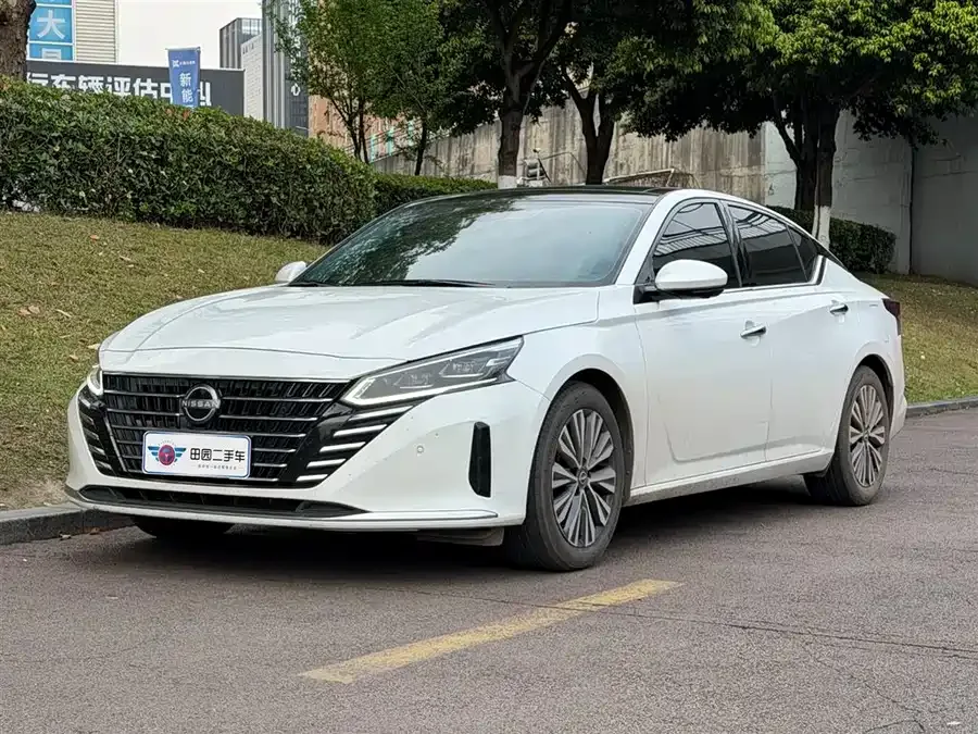 Nissan Altima Teana 2022 2.0L XL-Upr Premium Edition 2024 — фото 1, купить с доставкой в Москву