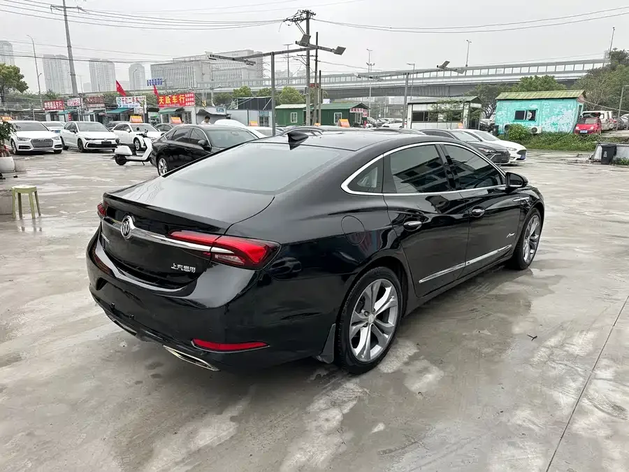 Buick LaCrosse LaCrosse 2022 Avenir Premium Edition 2022 — миниатюра 2