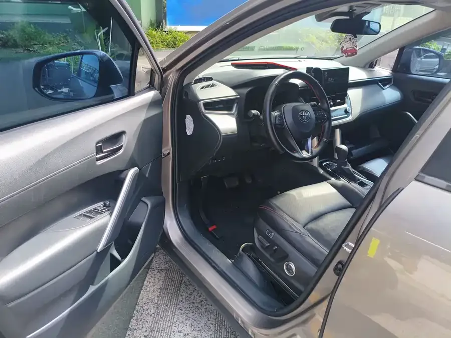 Toyota Frontlander Fenglanda 2023 2.0L CVT Leading Edition 2023 — миниатюра 2