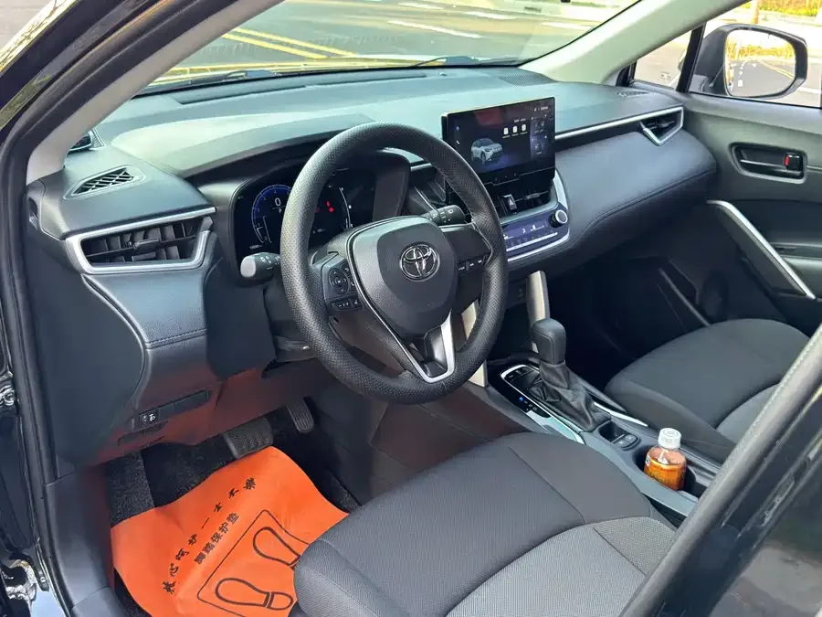 Toyota Frontlander Fenglanda 2024 2.0L CVT Elite Edition 2024 — миниатюра 3