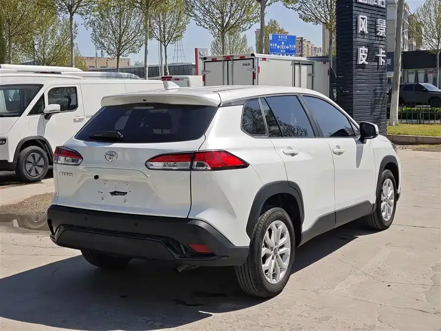 Toyota Frontlander Fenglanda 2024 2.0L CVT Leading Plus Edition 2025 — миниатюра 2