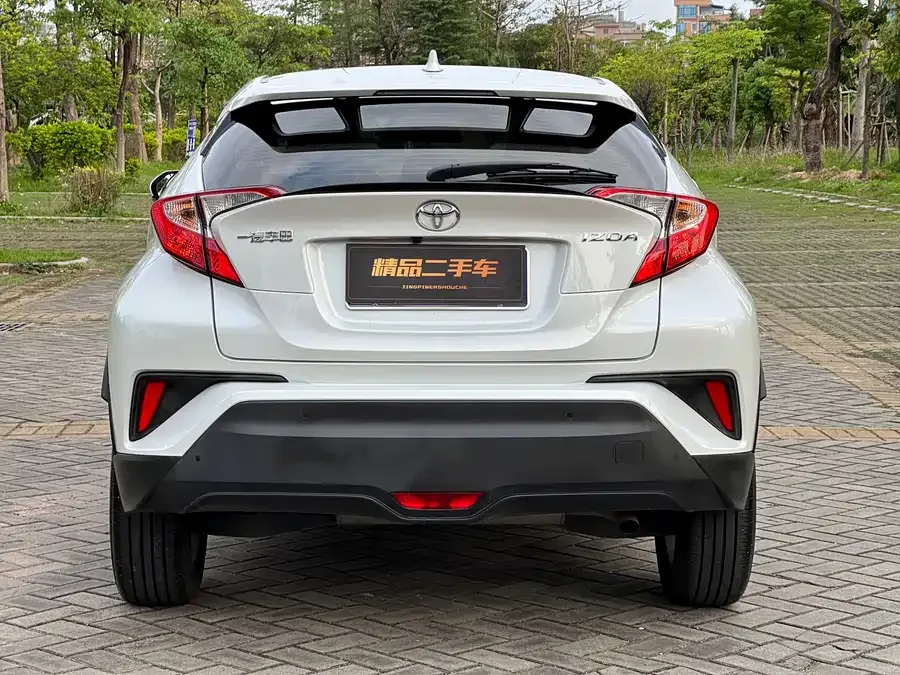 Toyota IZOA IZOA 2022 2.0L Yixing Edition 2023 — миниатюра 2