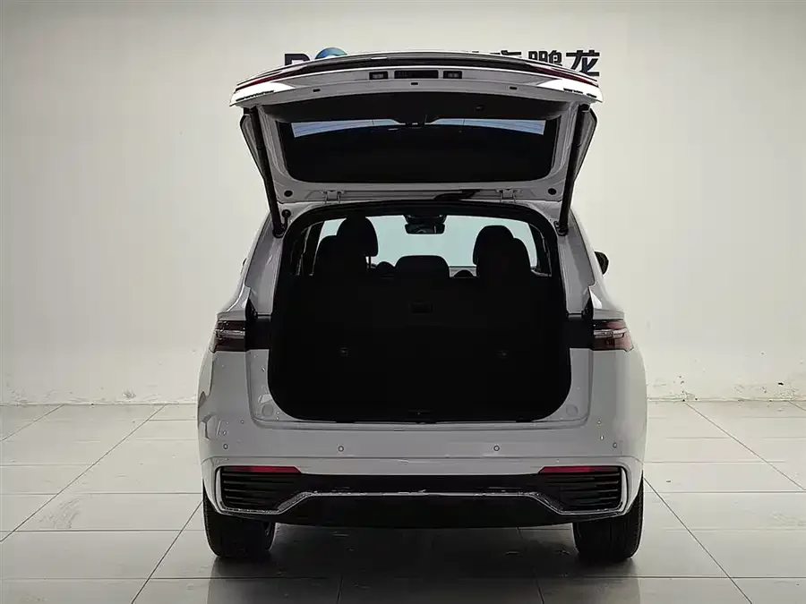 Geely Monjaro Xingyue L 2021 2.0TD DCT EVO 2WD Premium Edition 2023 — миниатюра 2