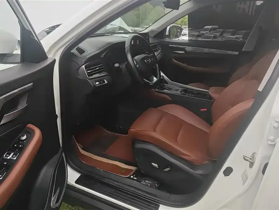 Geely Vision X6 Vision X6 2021 PRO 1.4T Automatic Premium Edition 2022 — миниатюра 3