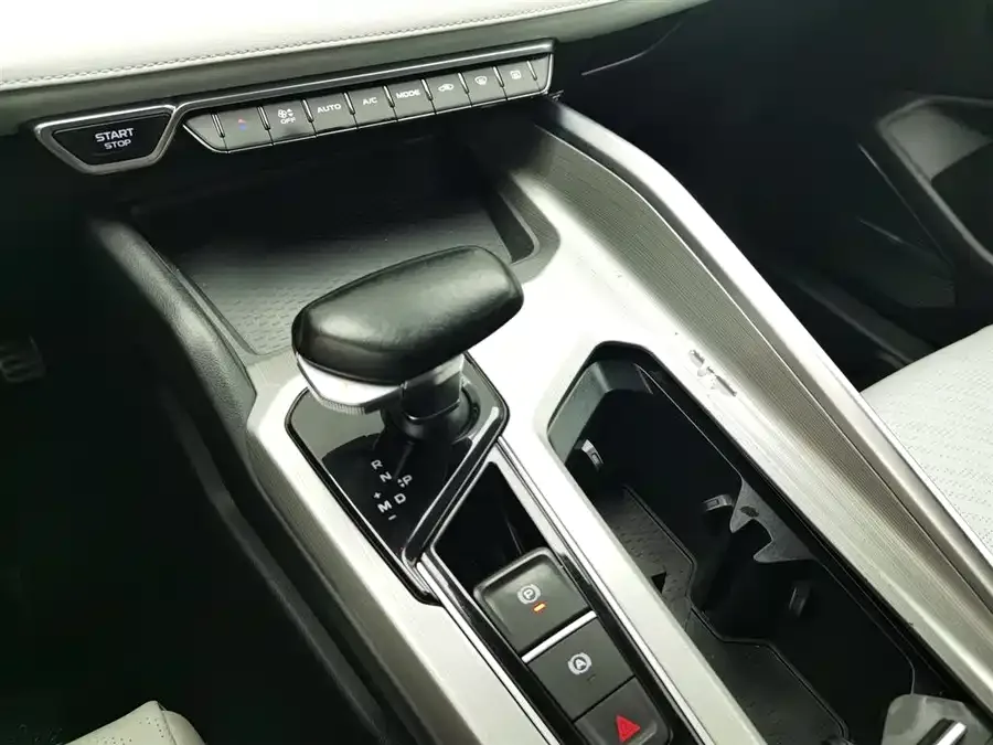 Geely Xingrui Xingrui 2021 Model 2.0TD Premium Edition 2022 — миниатюра 4