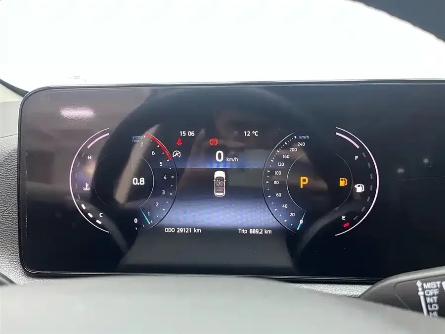 Ford Lingrui Lingrui 2023 EcoBoost 170 Changling model 2024 — миниатюра 4
