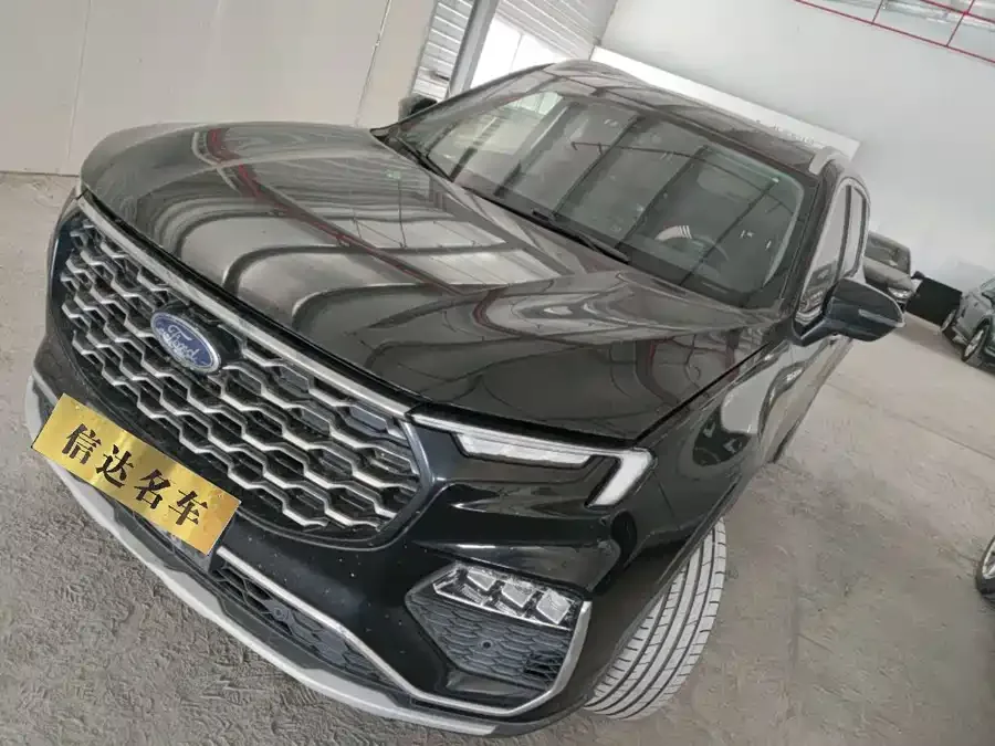 Ford Lingyu Lingyu 2021 EcoBoost 225 Platinum Edition 5 Seaters 2022 — фото 1, купить с доставкой в Москву