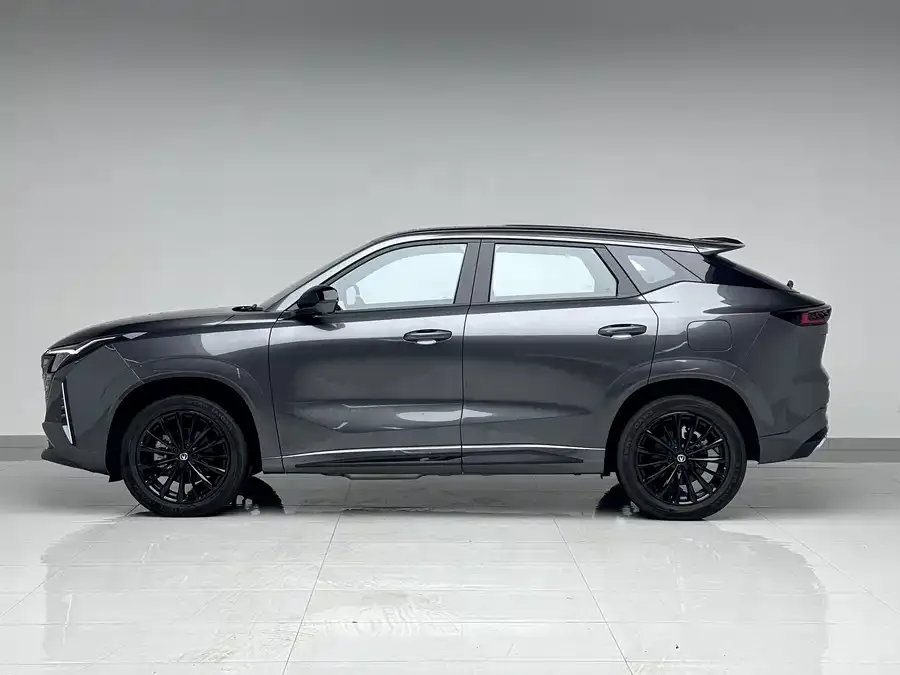 Changan UNI-Z PHEV Changan UNI-Z New Energy 2024 Blue Whale iDD 125km Leading Model 2026 — миниатюра 2